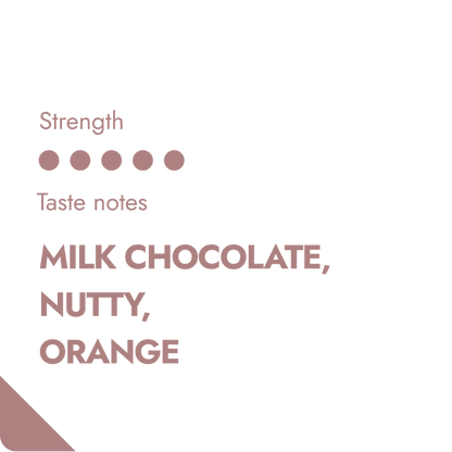 Genießen Sie unseren Brazil Specialty Coffee: Single Origin Bohnen mit nussiger Note. 100% Arabica, nachhaltig angebaut & schonend geröstet. Jetzt probieren!